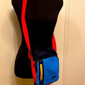 Nike Crossbody